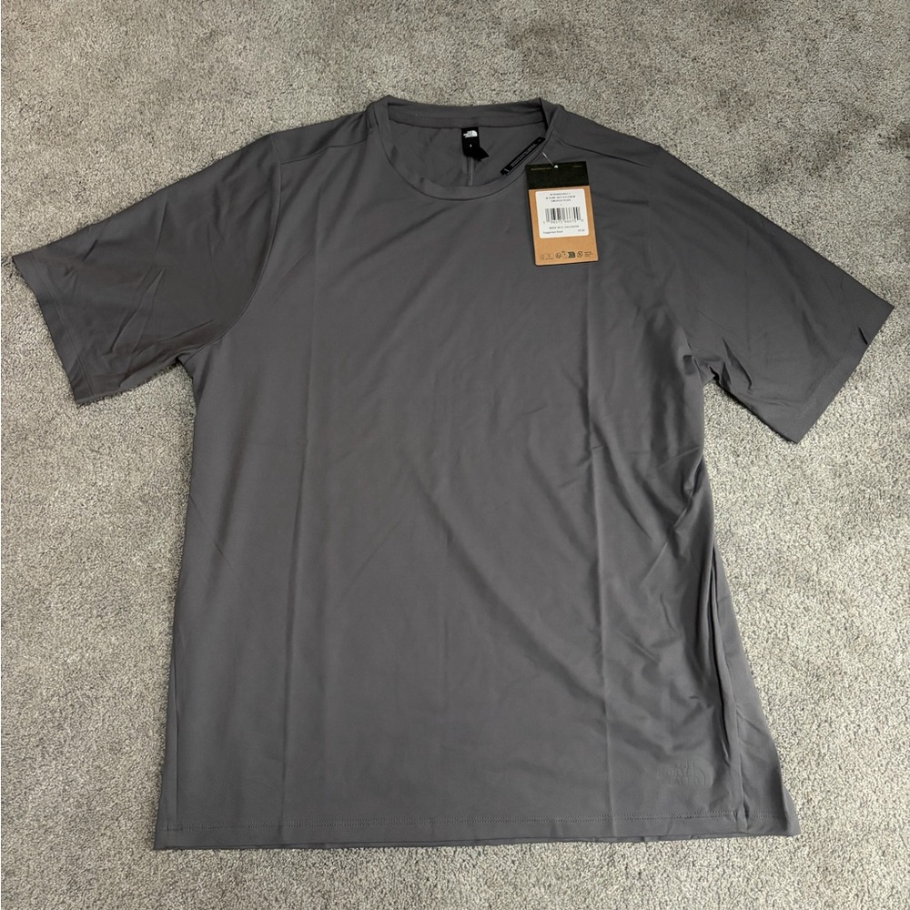 NWT North Face Men's Short-Sleeve Crew Tee